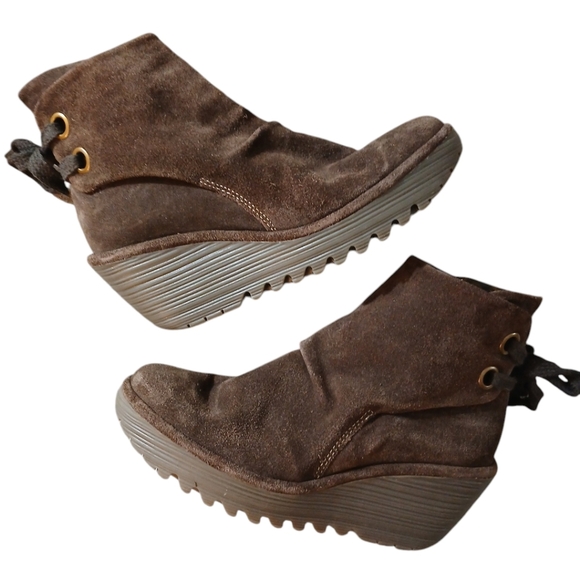 Fly London Yebi Brown Suede Slip on Booties Wedge Ankle Boots Size 8 - Picture 1 of 12